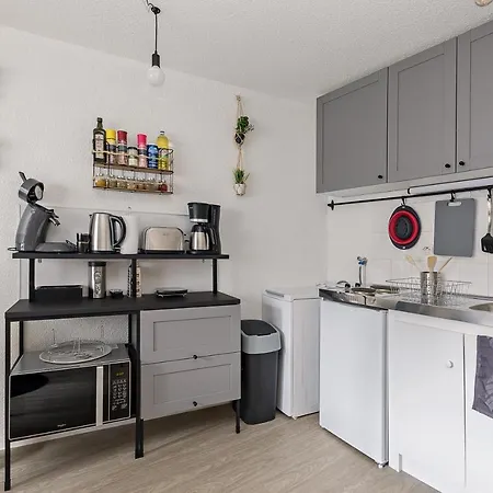 Stanford/ Cosy - Centre-ville /netflix-wifi/ Apartment